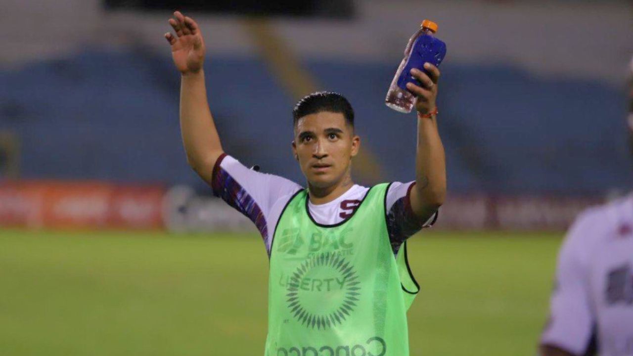 Saprissa define futuro de Michaell Chirinos para el próximo torneo