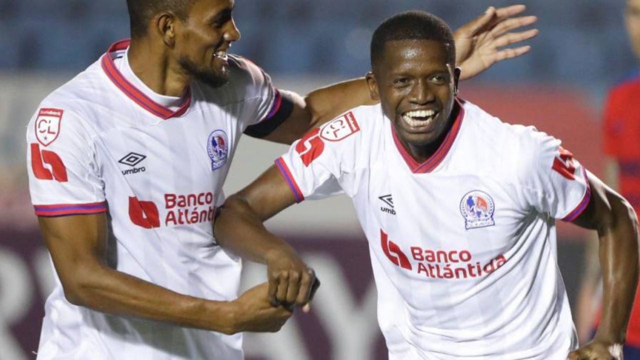 Boniek García se resiste al retiro y ficha con impensado equipo para esta temporada