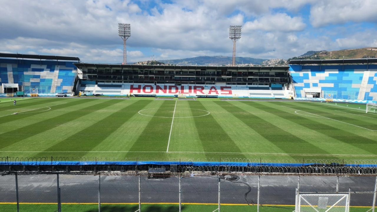 Condepor toma determinación con las graderías del Estadio Nacional Chelato Uclés