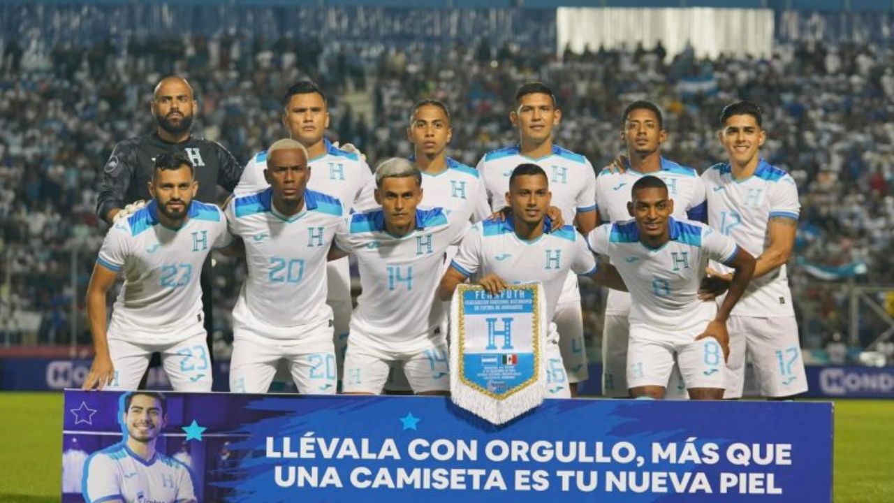 Honduras recupera una pieza clave para el repechaje contra Costa Rica de marzo