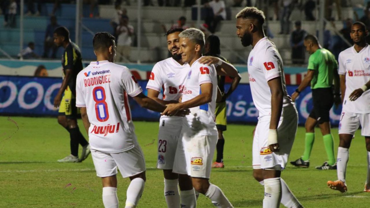 El jugador del Olimpia que se iría a Europa tras el partido Honduras vs Islandia