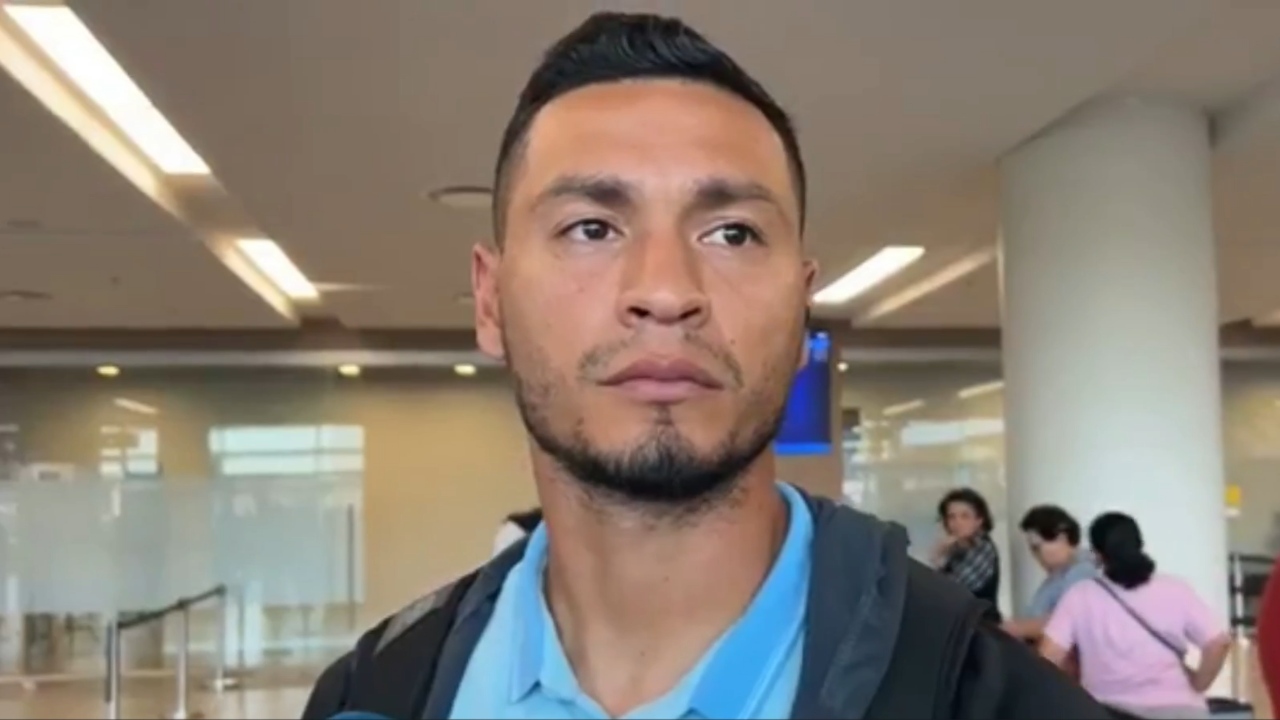Marlon Licona sale en defensa de Buba López por críticas tras partido ante Islandia