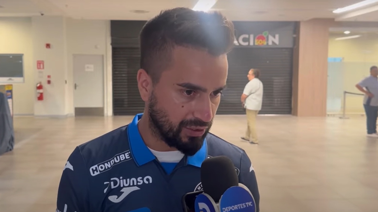Rodrigo Gómez brinda sus primera palabras en su llegada a Honduras y se acuerda de Troglio