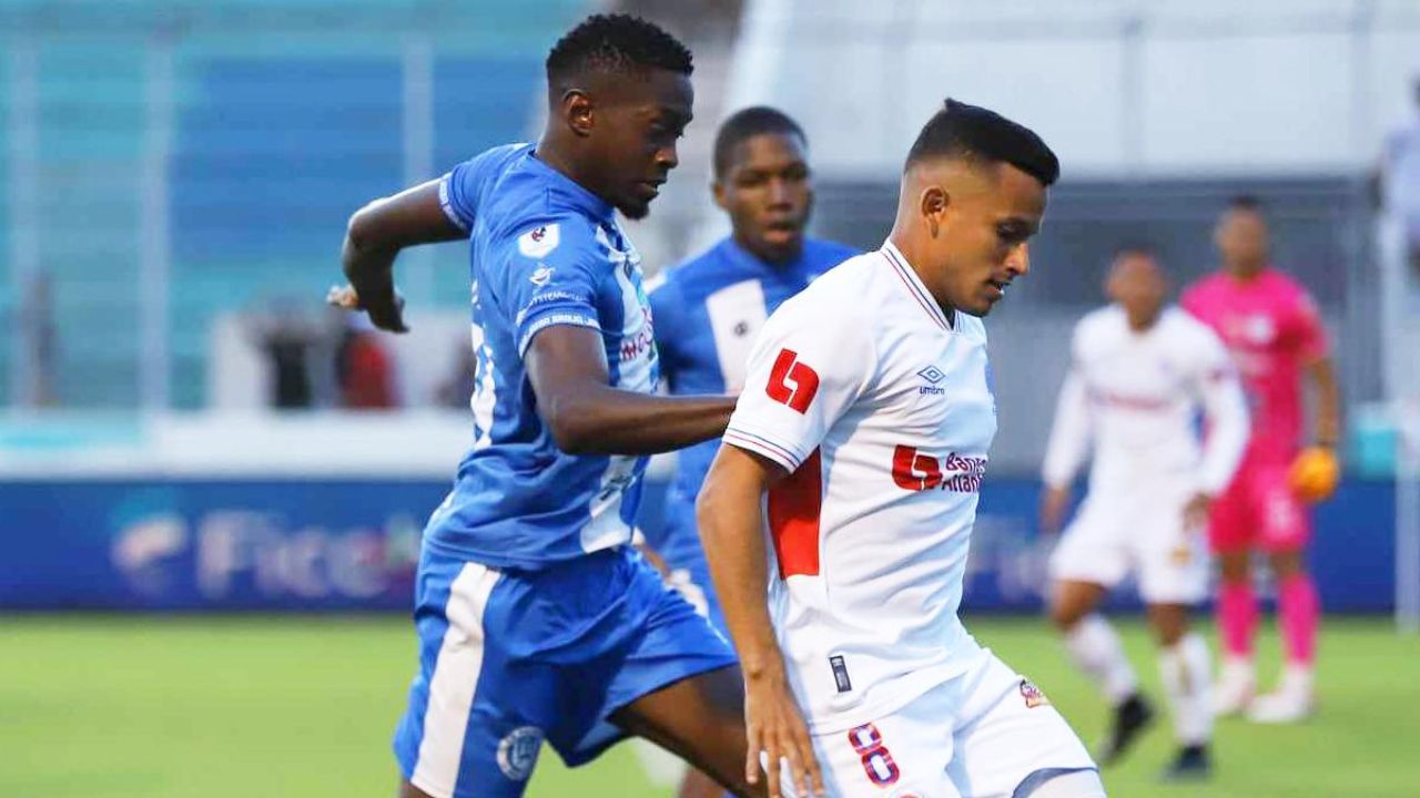 Victoria recibe tres refuerzos de golpe provenientes de un equipo grande