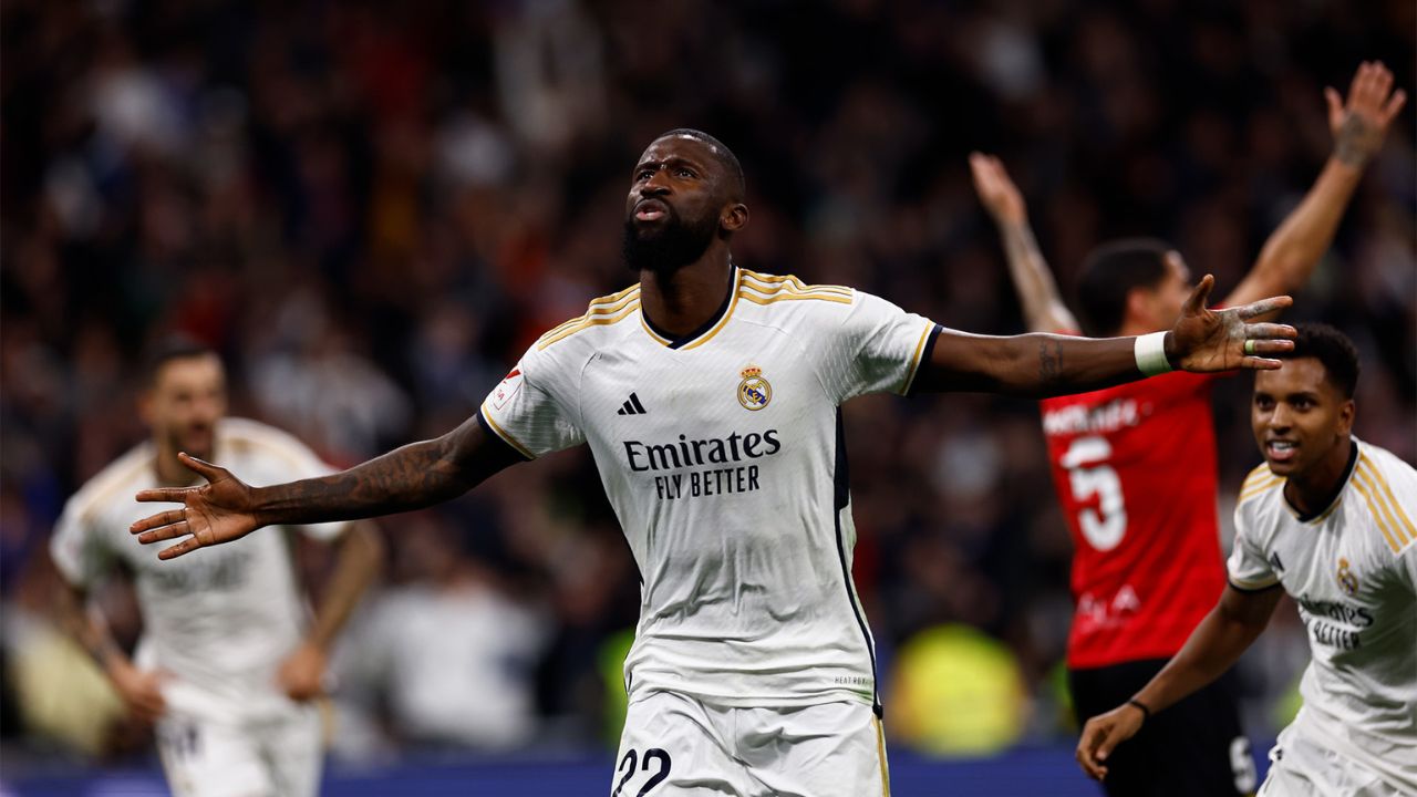 Real Madrid gana en el último suspiro ante el Mallorca y sigue como líder en La Liga