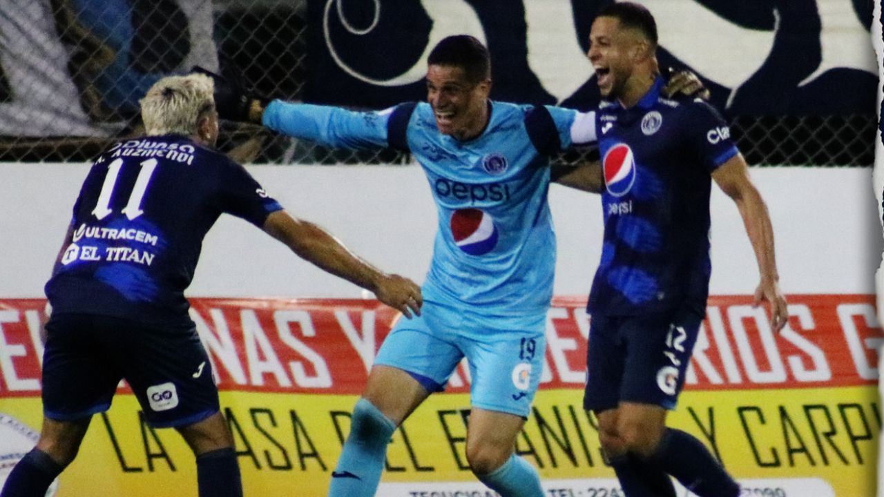 Jonathan Rougier es entrevistado por medio internacional tras gol con el Motagua