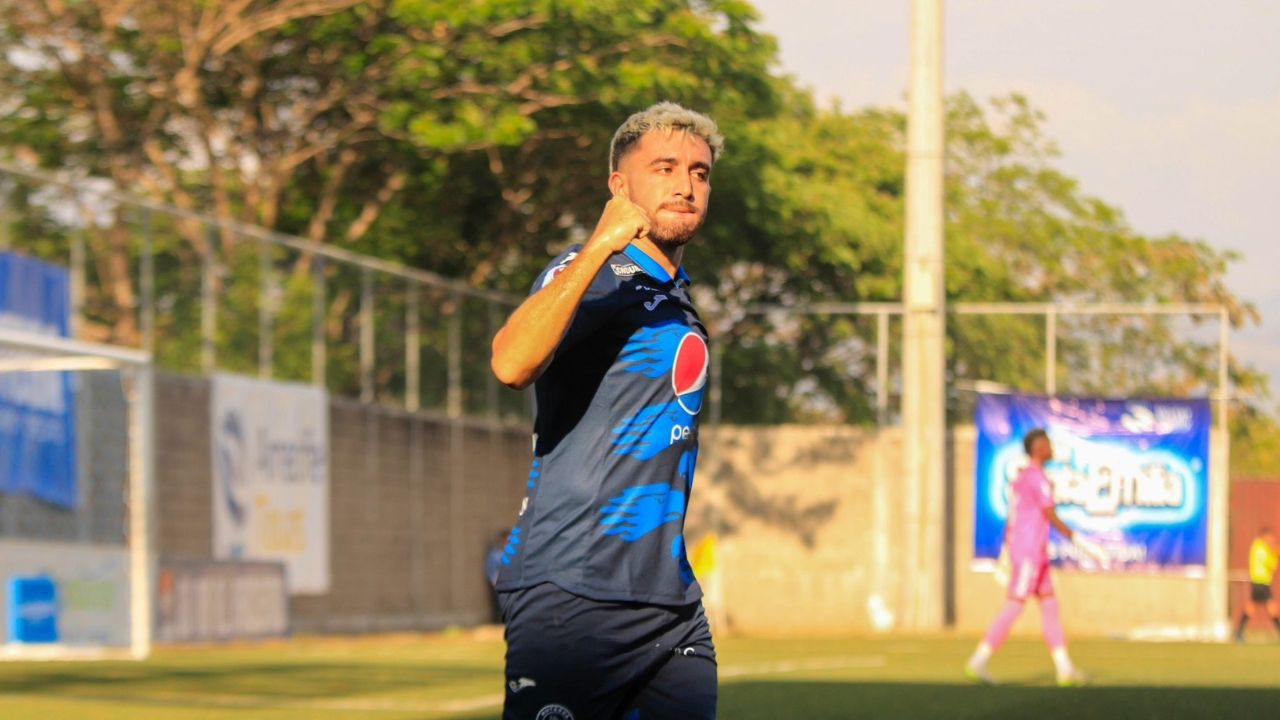 Motagua se impuso a Lobos UPN en una tarde inspirada de Auzmendi