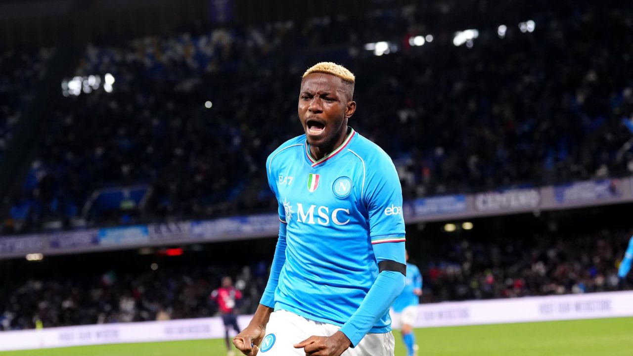 El Napoli le amarga las "Noches Mágicas" al Barcelona, pero deja la moneda en el aire