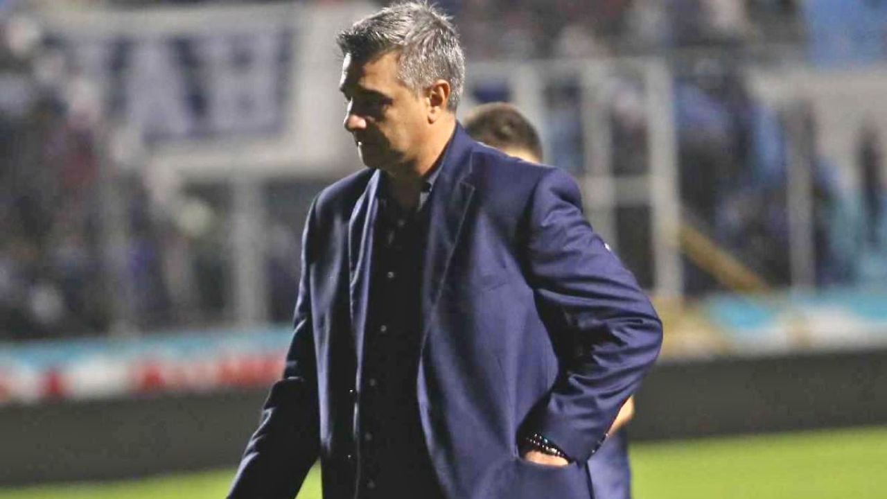 Revelan qué pasó en la audiencia de Diego Vazquez con la Comisión de Disciplina
