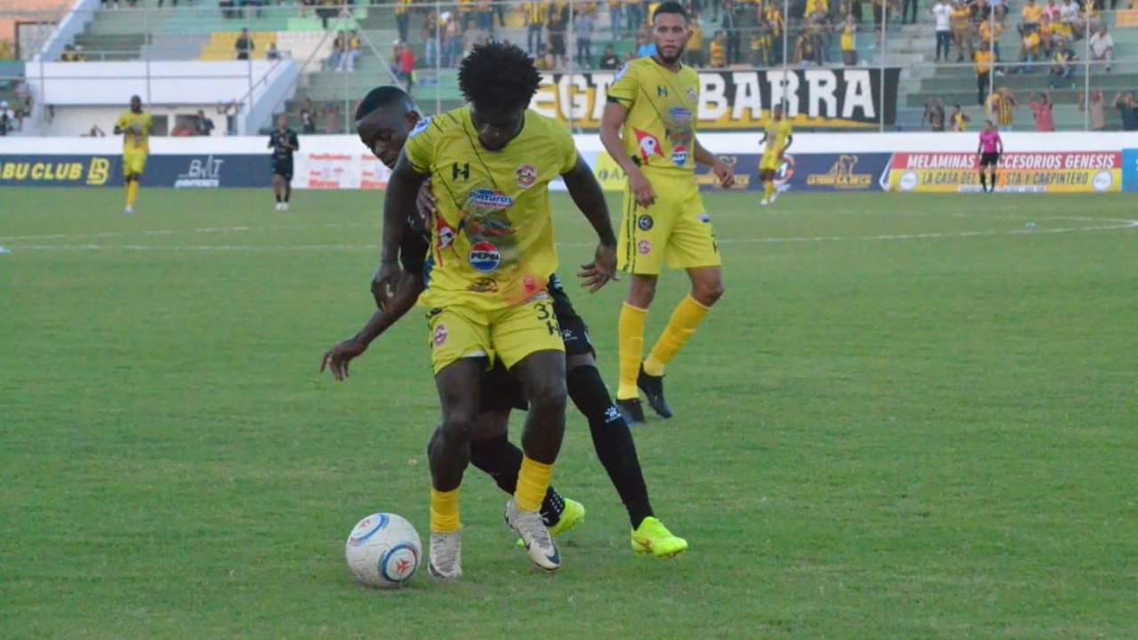 Génesis logra triunfazo y hace caer el invicto de Real España en Comayagua