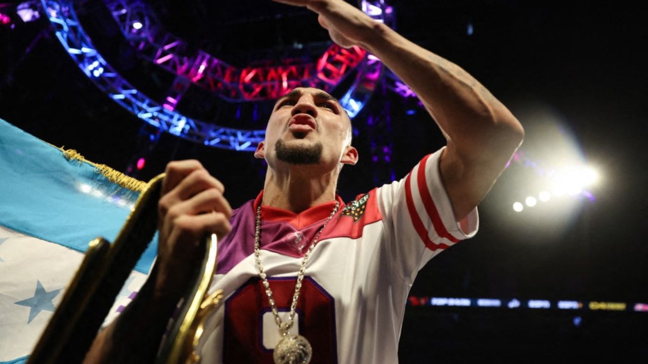El tremendo enojo de Teófimo López con Jamaine Ortíz tras su pelea en Las Vegas