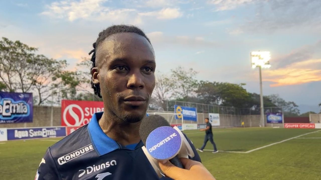 Rubilio Castillo confiesa cómo se siente con su debut y si le gustaría jugar contra Olimpia