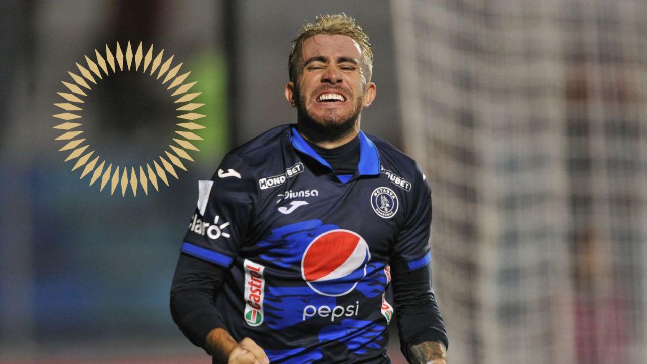 Agustín Auzmendi recibe ansiado premio de Concacaf