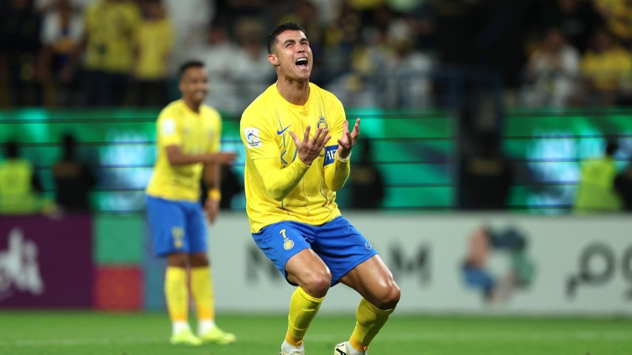 Cristiano Ronaldo casi llora tras eliminación del Al-Nassr en Champions League asiática