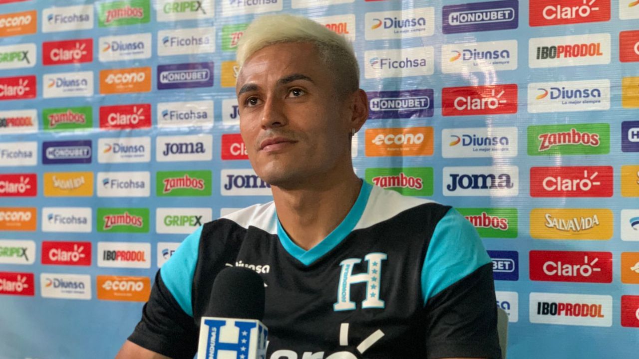 Andy Najar realiza invitación a los seleccionados y reconoce el bajo nivel de Costa Rica