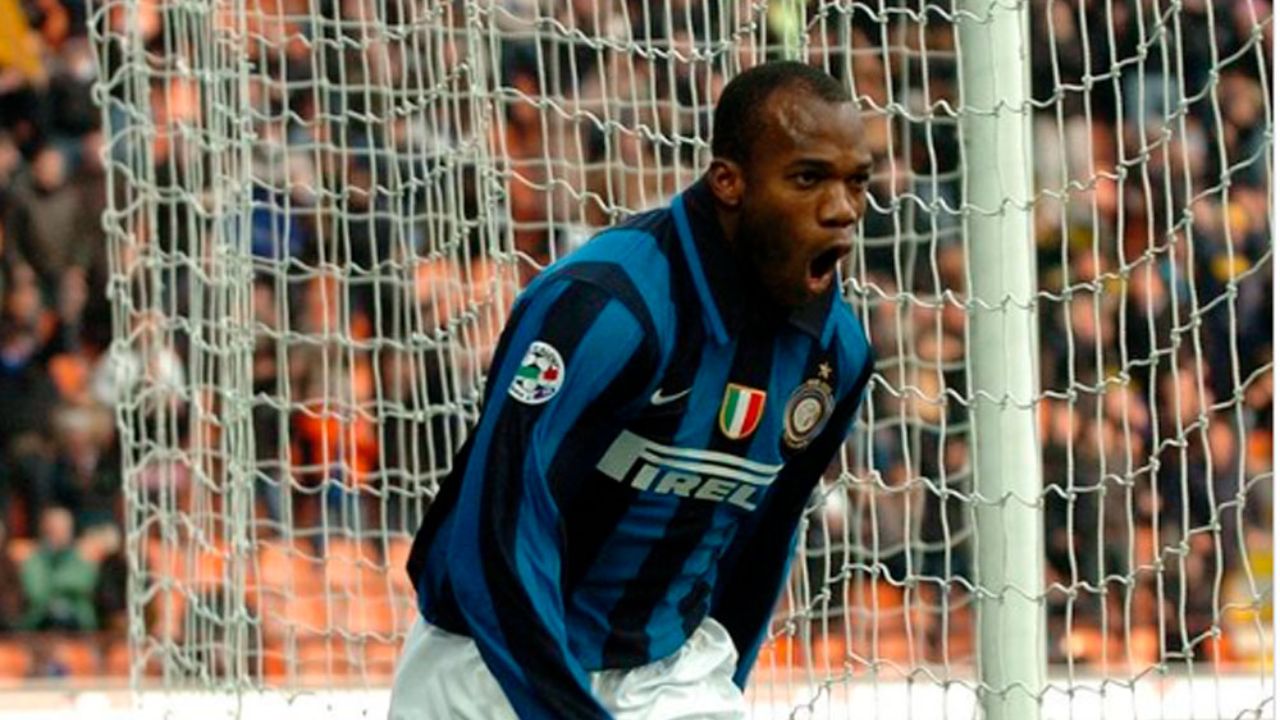 David Suazo recibe inesperado llamado del Inter de Milán
