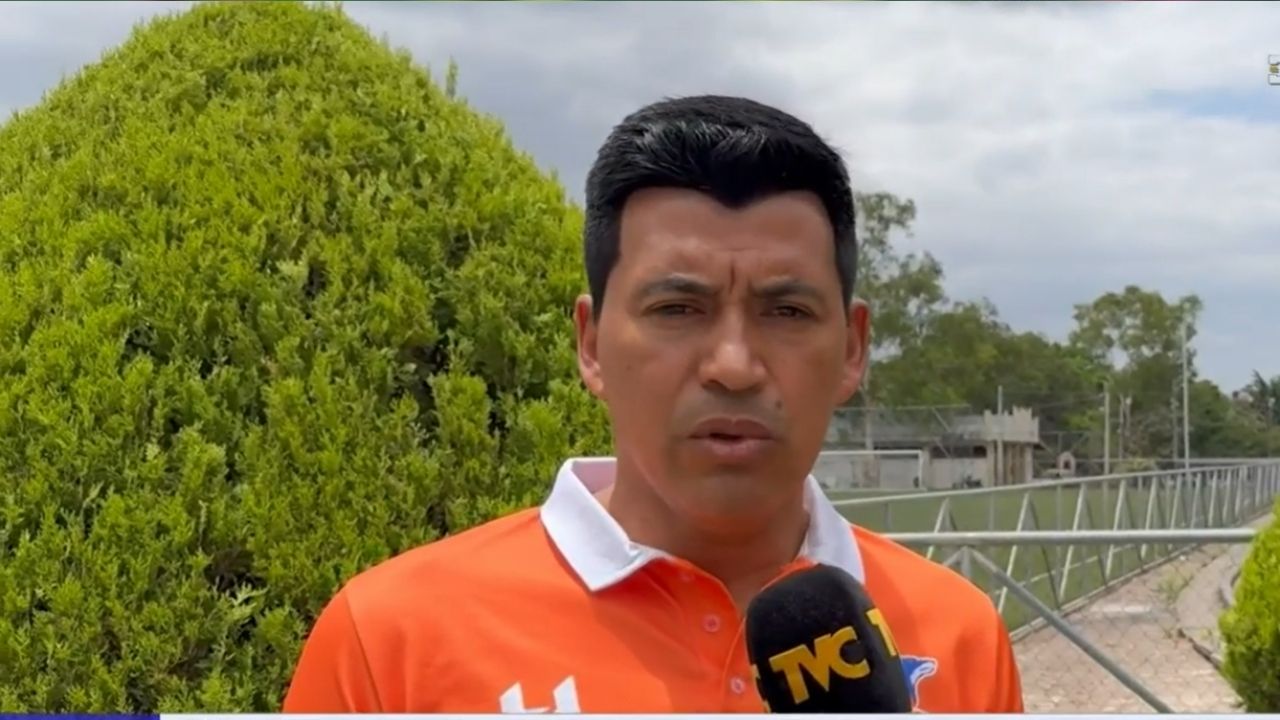 Entrenador Lobos UPNFM revela como prepara al equipo para salvar la categoría