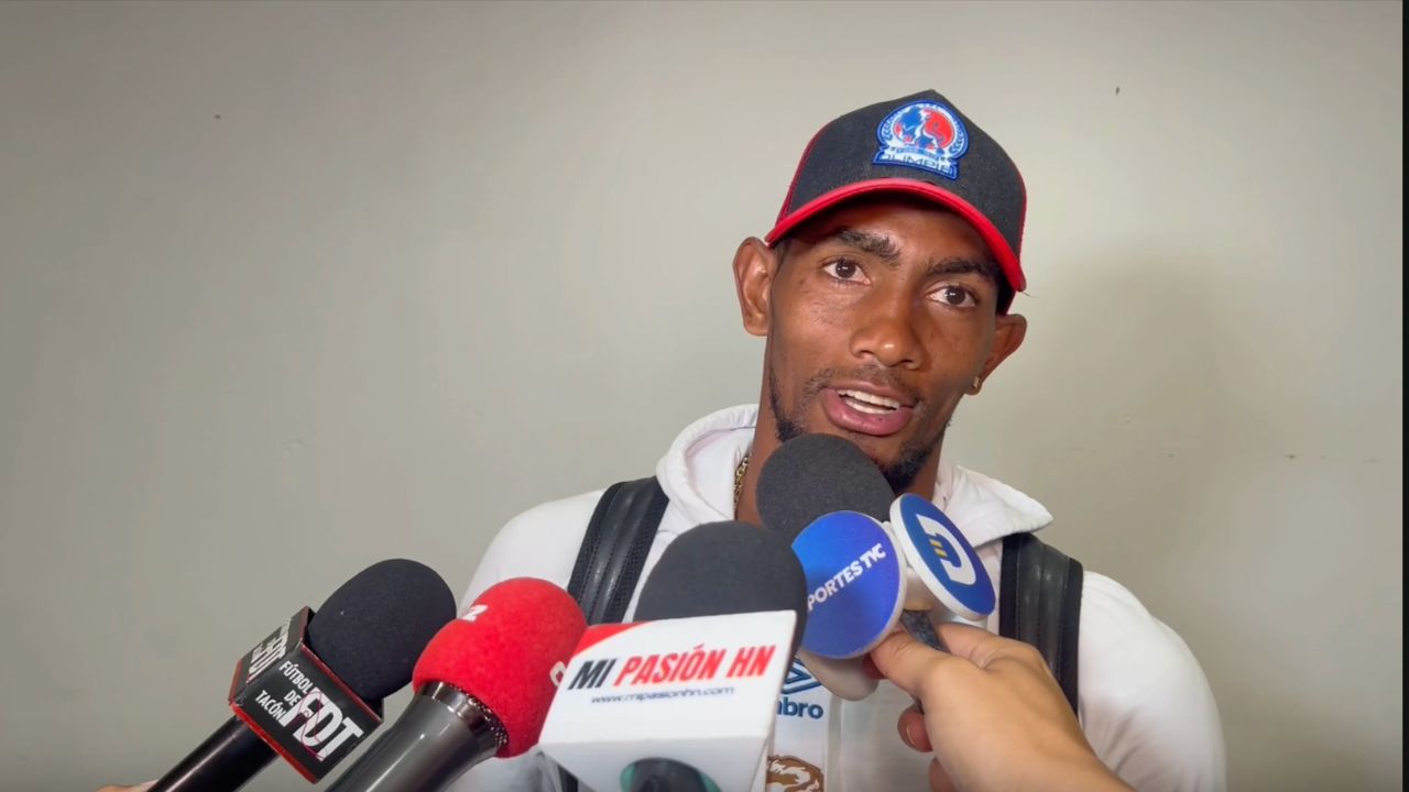 Jerry Bengtson presume liderato del Olimpia y menciona lo que descubrió en la selección