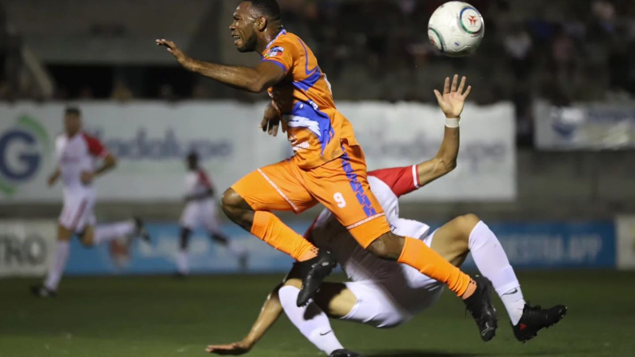 Lobos UPN vuelve a sumar de tres al imponerse a Real Sociedad en Choluteca