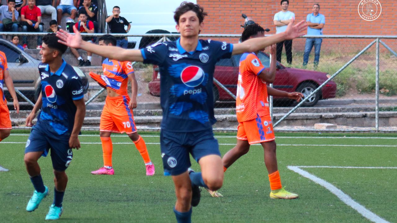 Hijo de Diego Vazquez vuelve a meter gol con las reservas del Motagua