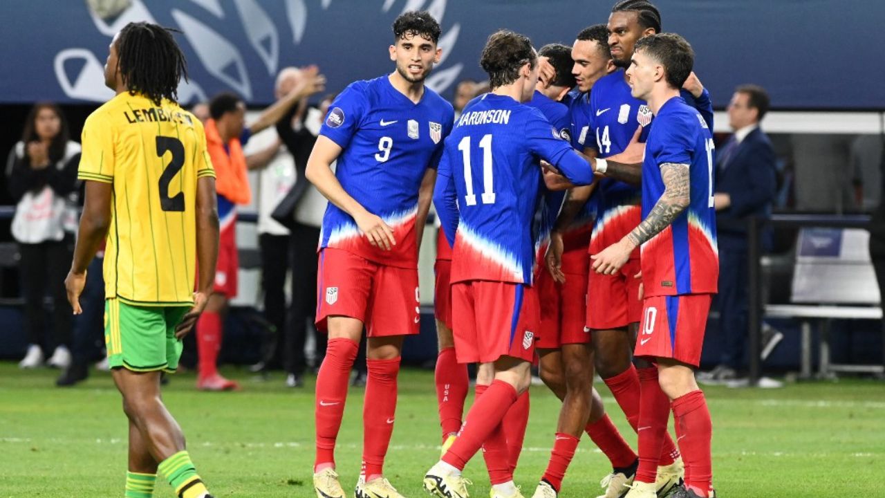 Estados Unidos se salva ante Jamaica por un autogol y jugará final de la Nations League
