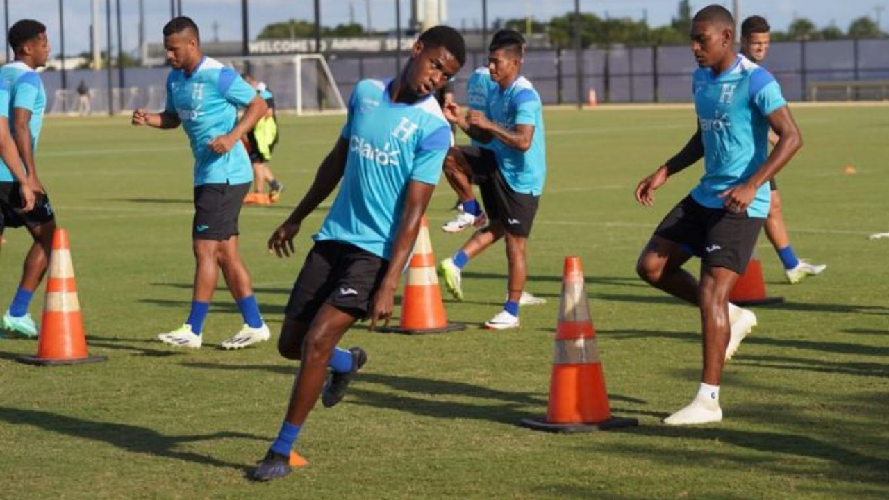 Julián Martínez, la nueva promesa del fútbol hondureño, debuta con la Selección Nacional