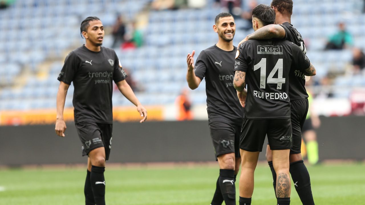 Rigo Rivas se despacha con gol y asistencia en Turquía previo a unirse a la Selección Nacional