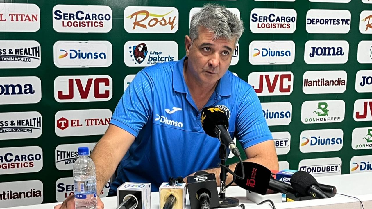 Diego Vazquez destaca que rescató el empate en su dura visita al Yankel Rosenthal