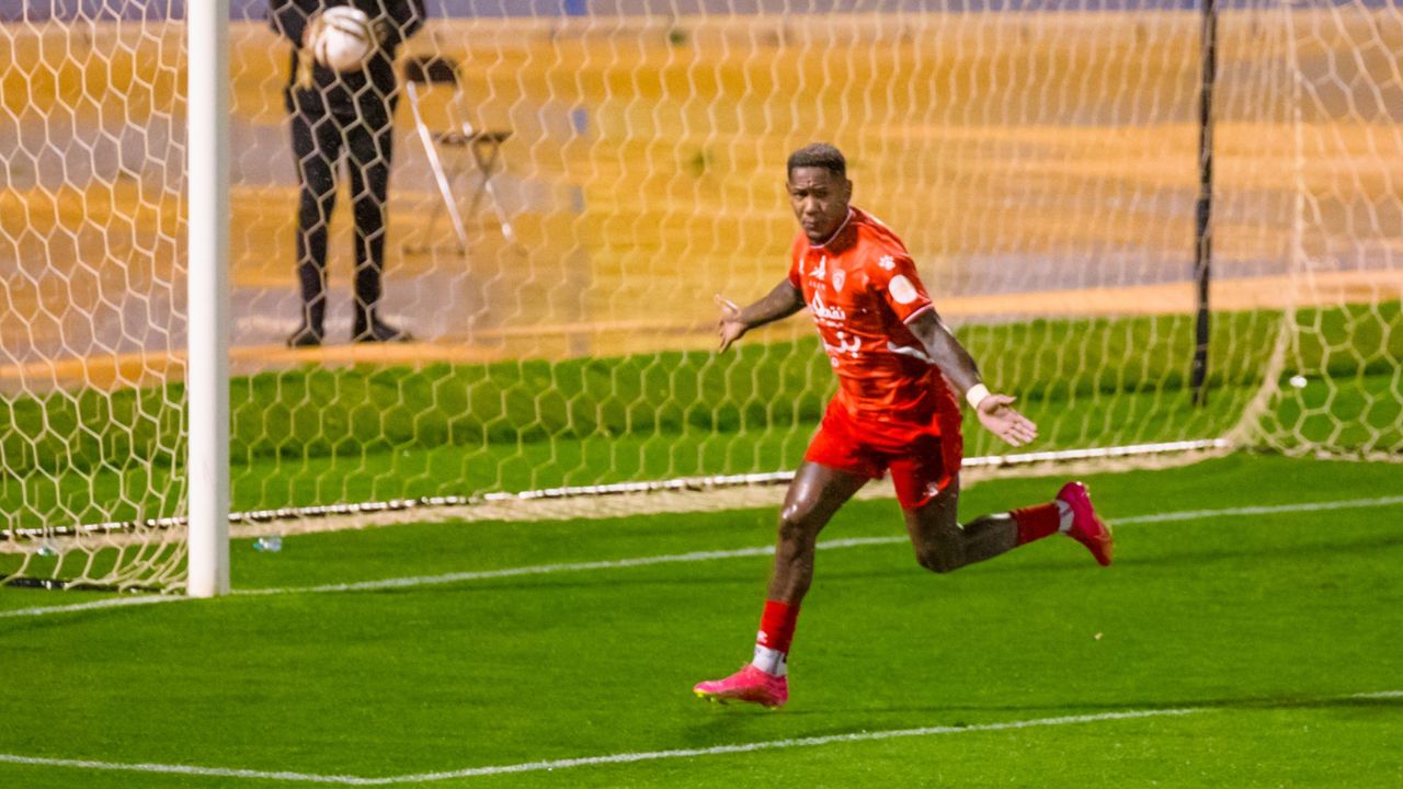 Romell Quioto alcanza su quinto gol en el fútbol de Arabia Saudita