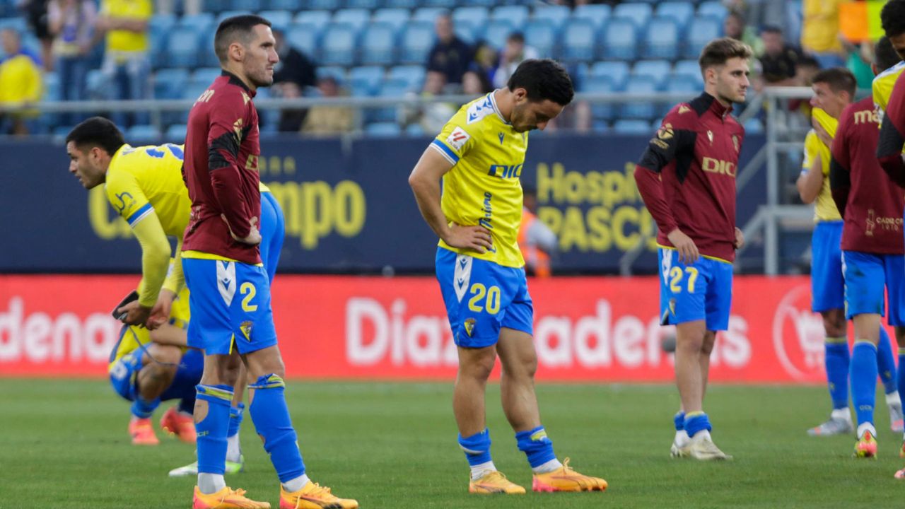 Cádiz desciende a la segunda división a una jornada de terminar La Liga