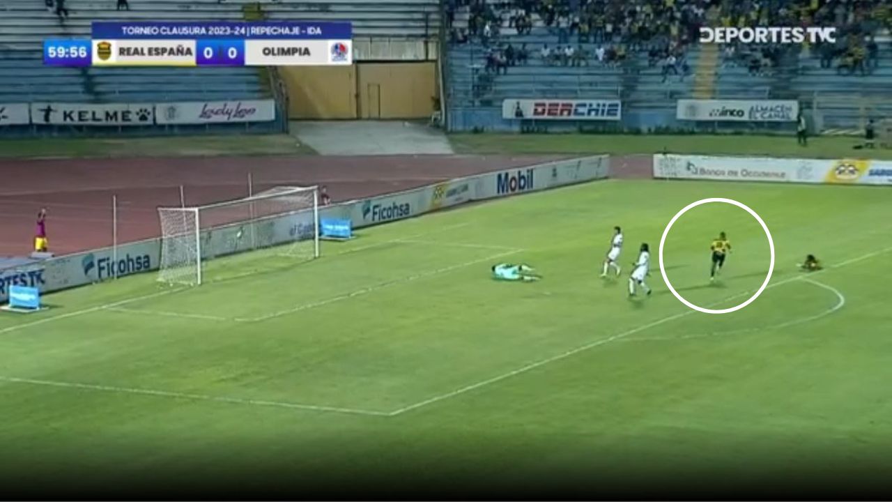 Así fue el gol de Carlos Small tras errores en la defensiva del Olimpia