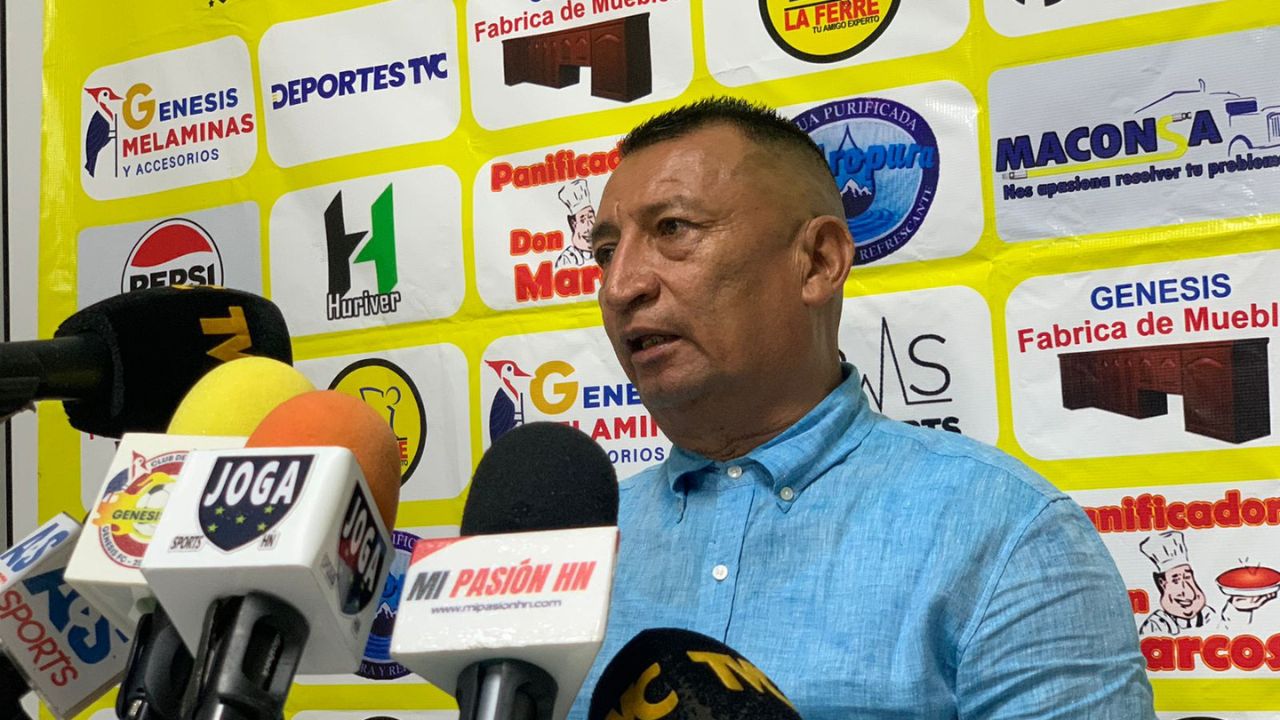 Humberto Rivera no se muerde la lengua y menciona a uno de los clubes que jugará la final