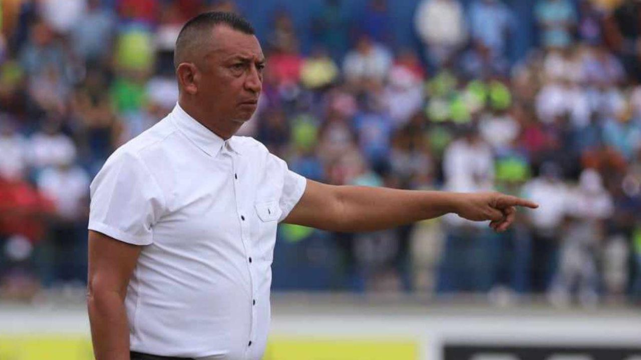 Humberto Rivera define cuántos jugadores pidió para reforzar el Olancho FC