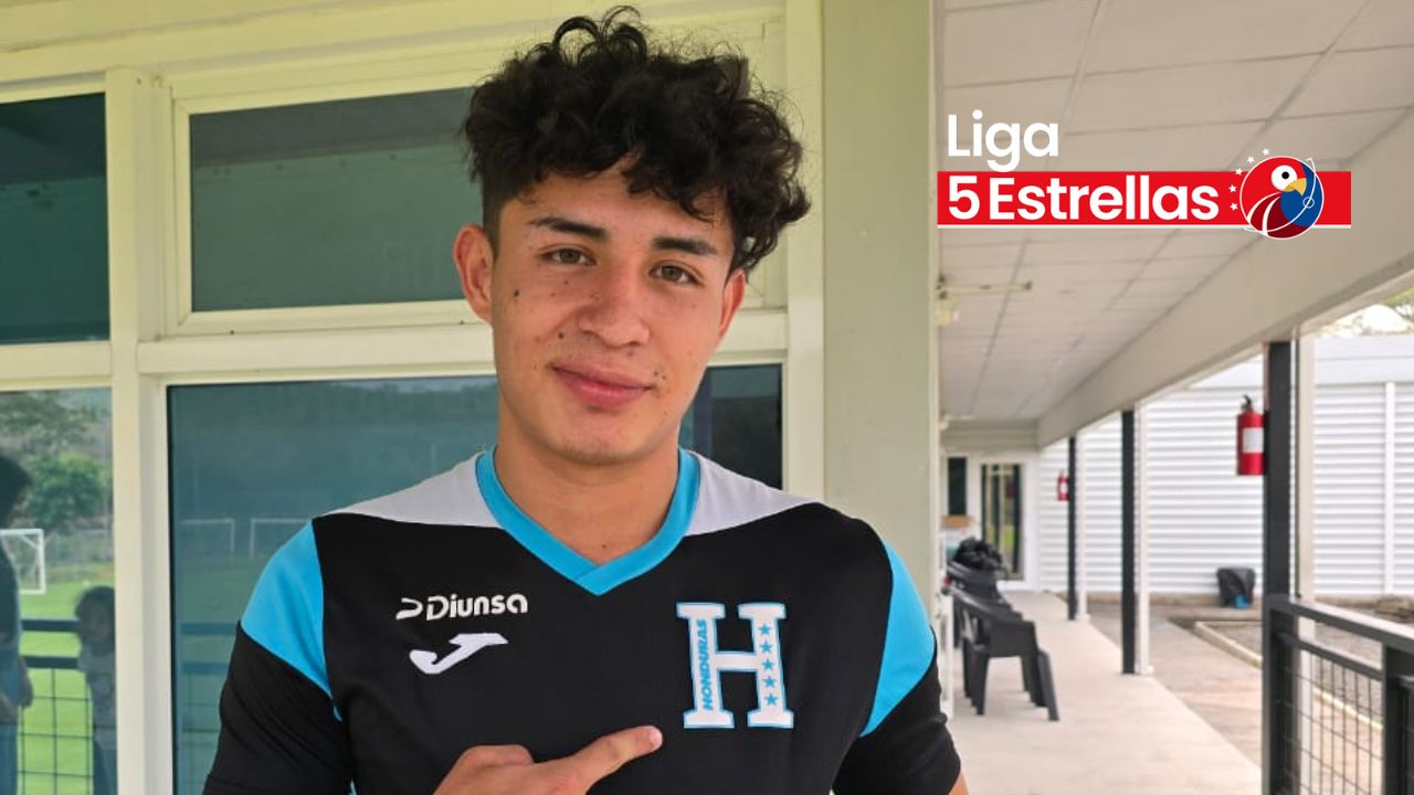 Jefryn Macías se quedará en Lobos UPNFM para el Apertura 2024-25