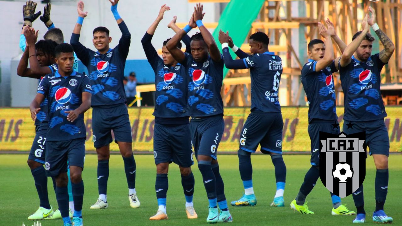 Jugador del Motagua aparece entrenando con el CAI de Panamá