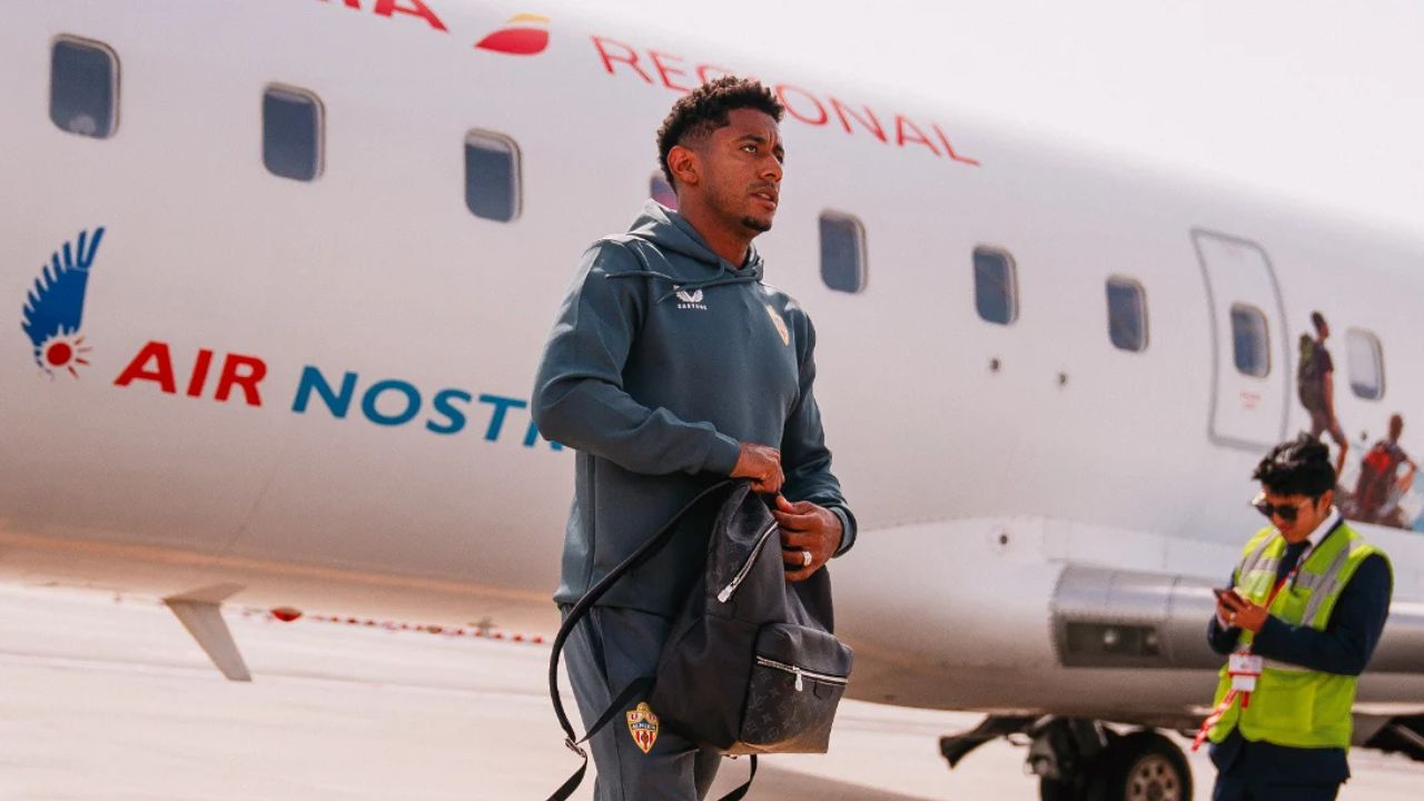 Choco Lozano rompe el silencio tras su gran momento goleador en Almería