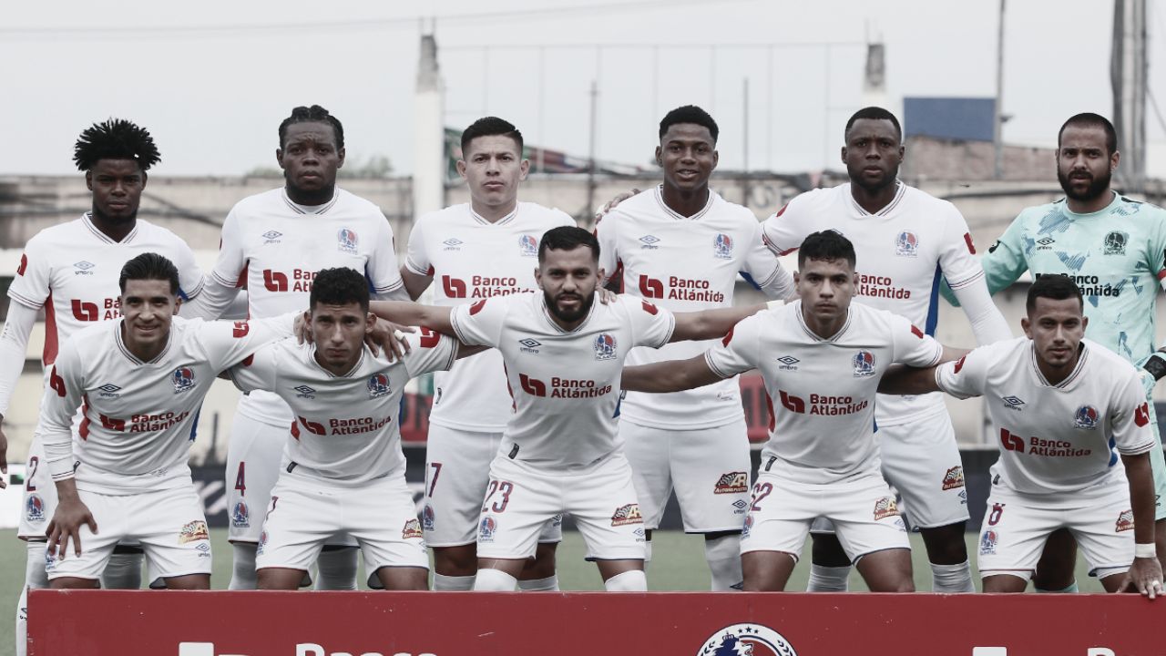 Las figuras del Olimpia que se quedaron sin contrato tras levantar la Copa 38