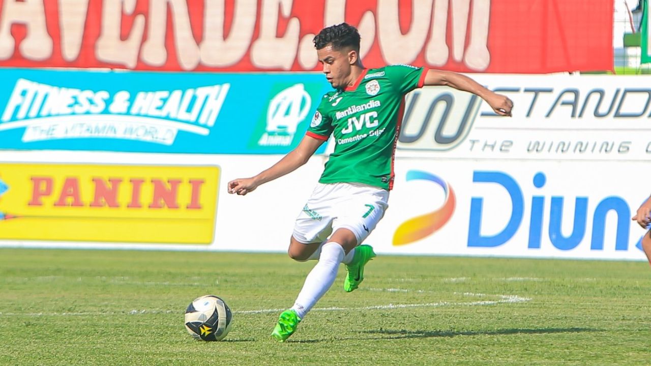 Marathón hace oficial la renovación de Isaac Castillo quien se le escapa a Motagua