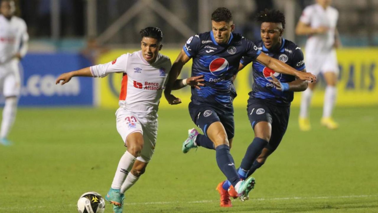 ¡Olimpia rescata el empate ante Motagua en un épico clásico y todo queda para la semifinal de vuelta!