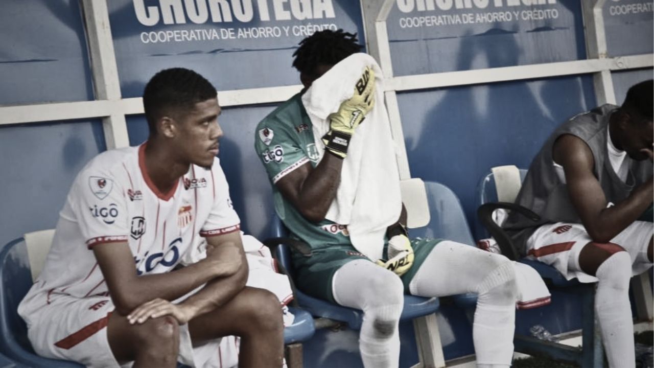 El primer problema que presenta  Vida luego de su descenso a segunda división