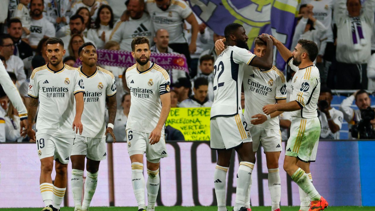 Real Madrid goleó al Alavés y afina su puntería para la final de la Champions