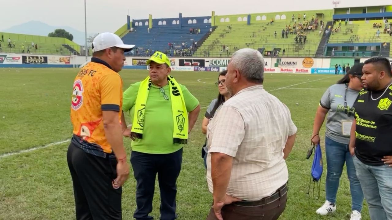 La reacción del presidente del Olancho con Tilguath tras eliminarlo en repechaje