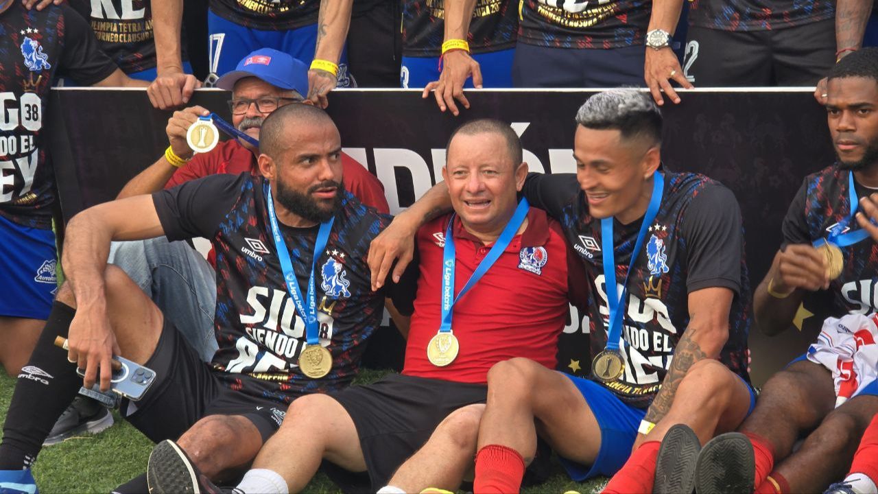 Utilero del Olimpia se pone sentimental tras ganar nuevo tetracampeonato
