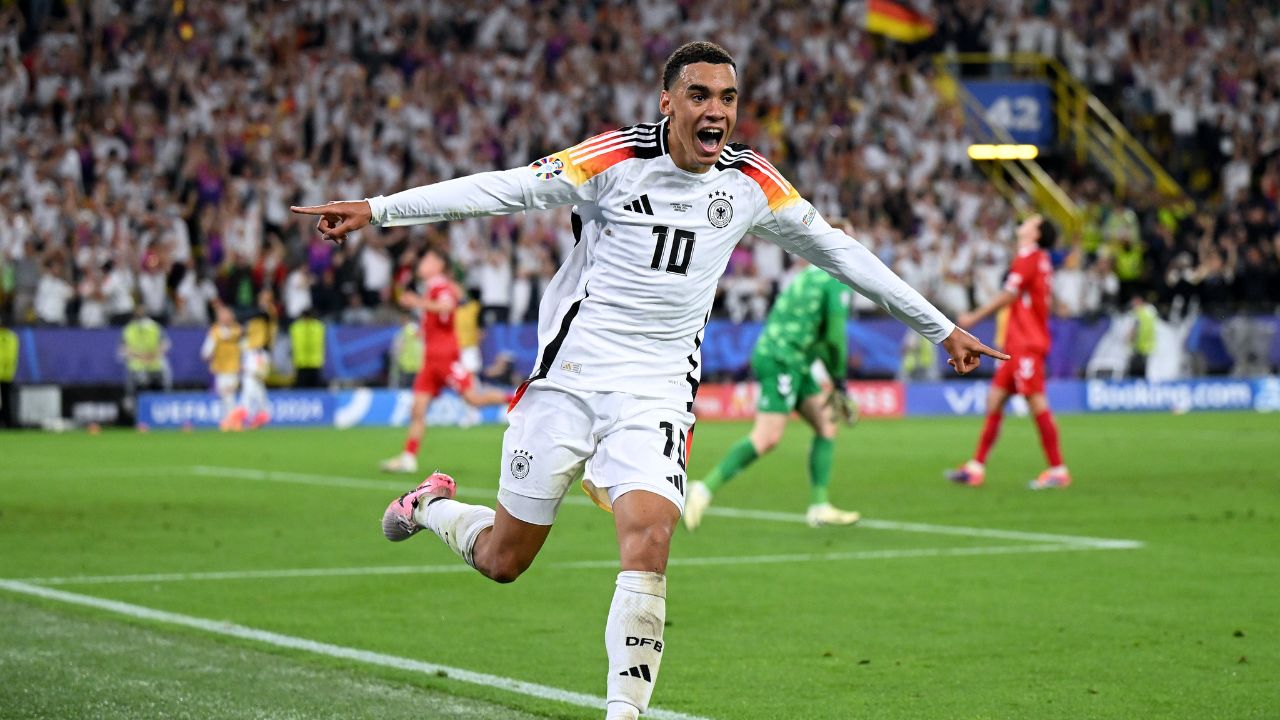 Alemania cumple ante Dinamarca y espera rival en Cuartos