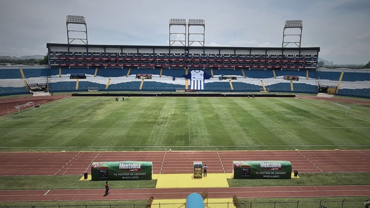 Estadio Olímpico no será remodelado con grama híbrida como el Morazán