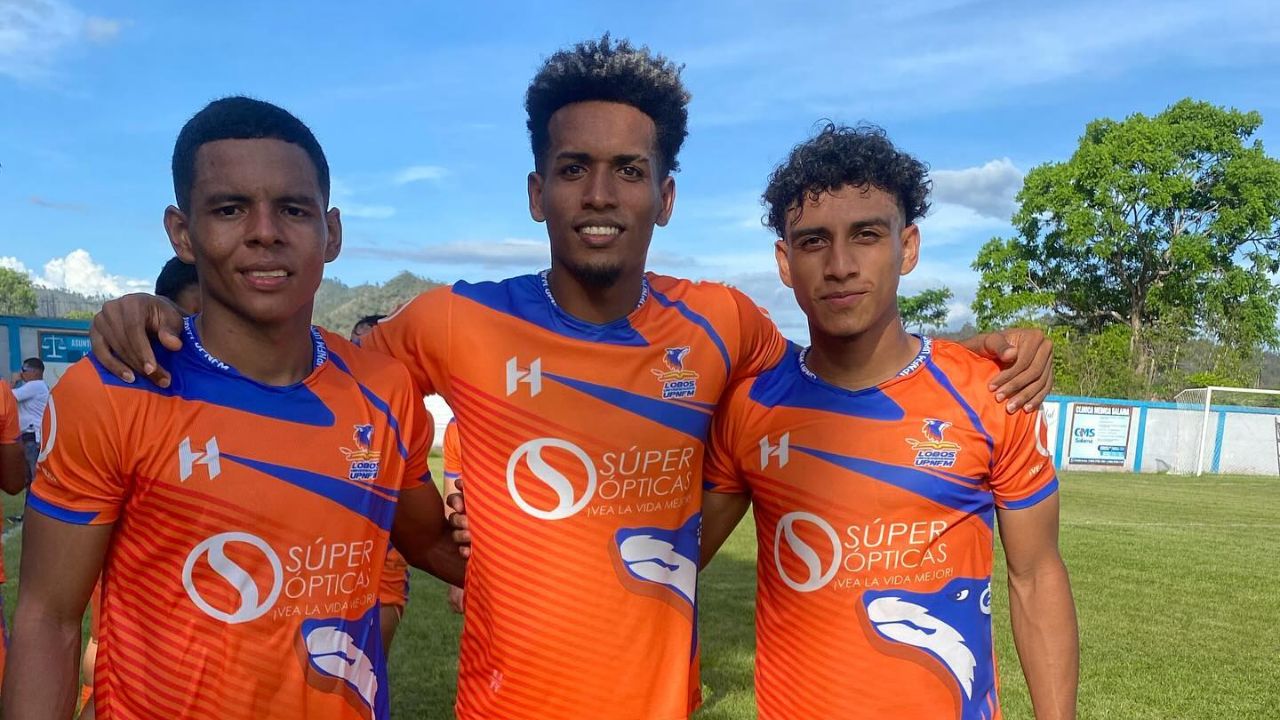 Los dos jugadores colombianos que podrían ser los primeros fichajes extranjeros de Lobos UPN