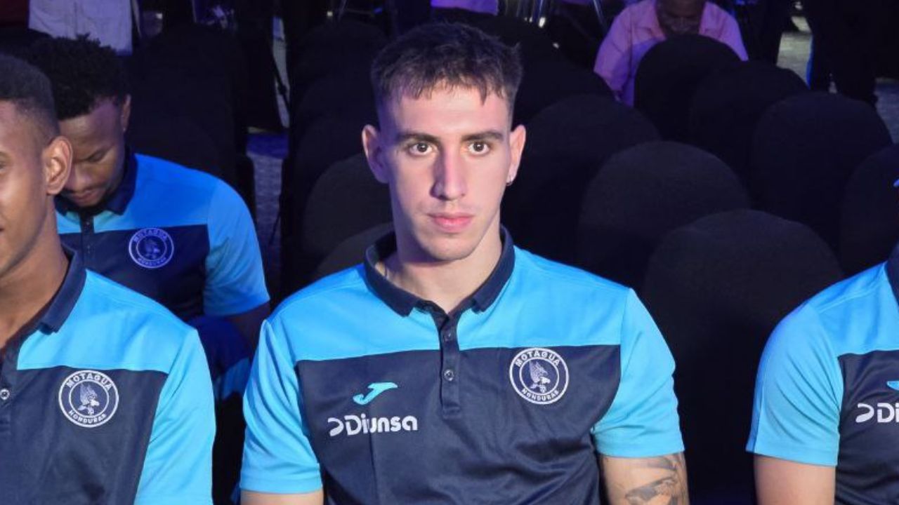 Rodrigo Auzmendi rechazó ofertas del exterior para quedarse en Motagua