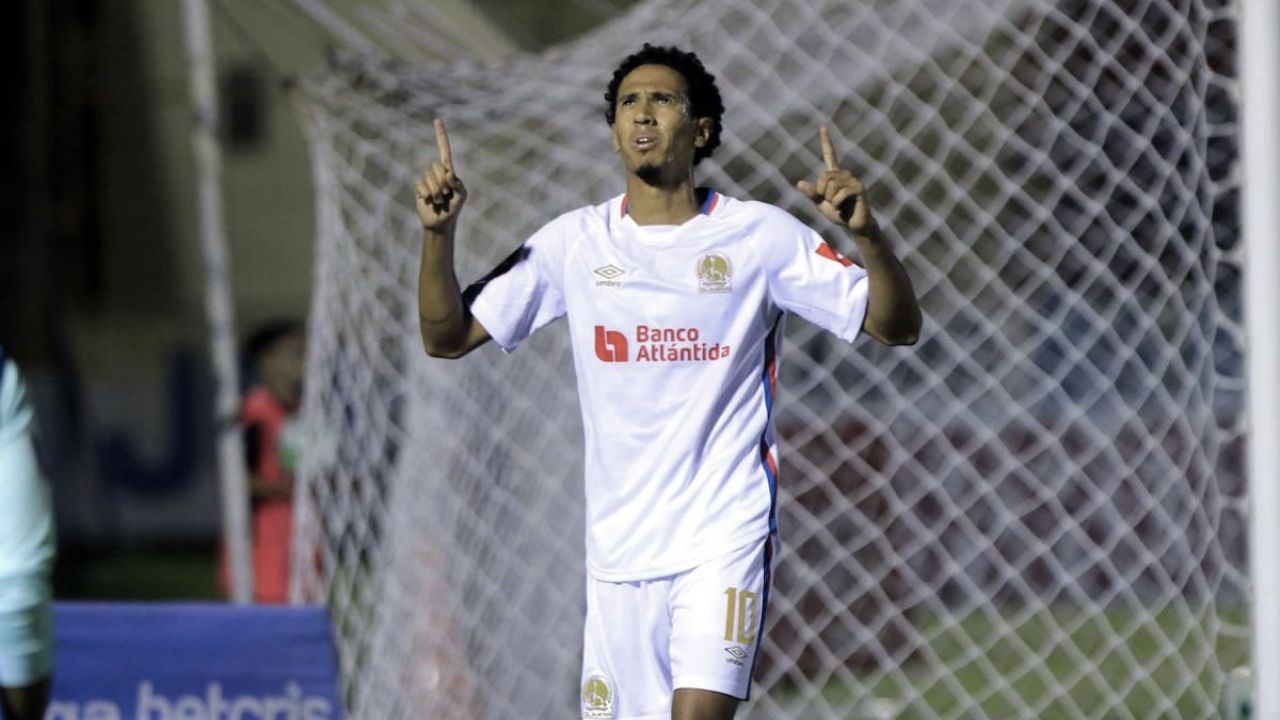 Olimpia anuncia la salida del brasileño Yan Maciel para el próximo torneo