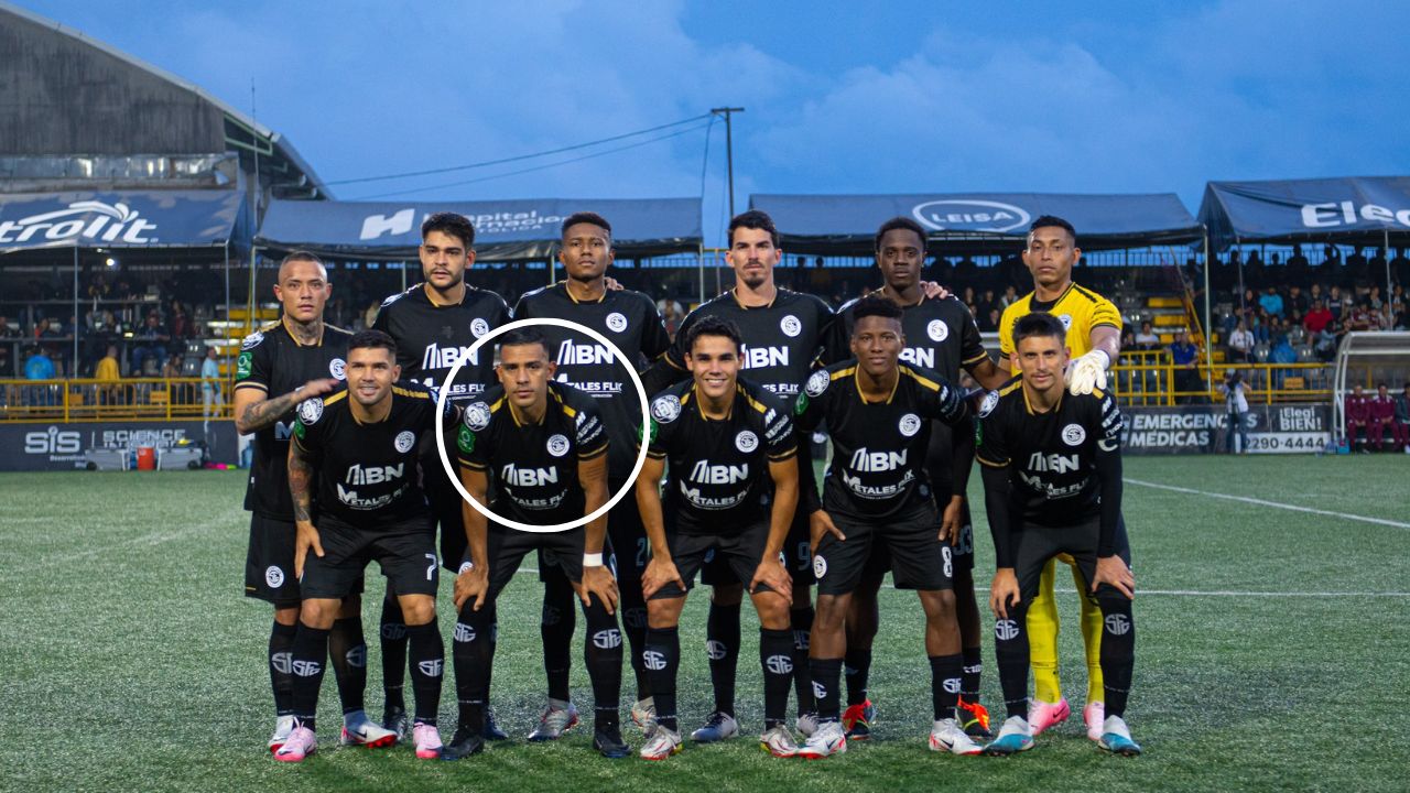 Alejandro Reyes se luce con dos asistencias en el Sporting vs Deportivo Saprissa
