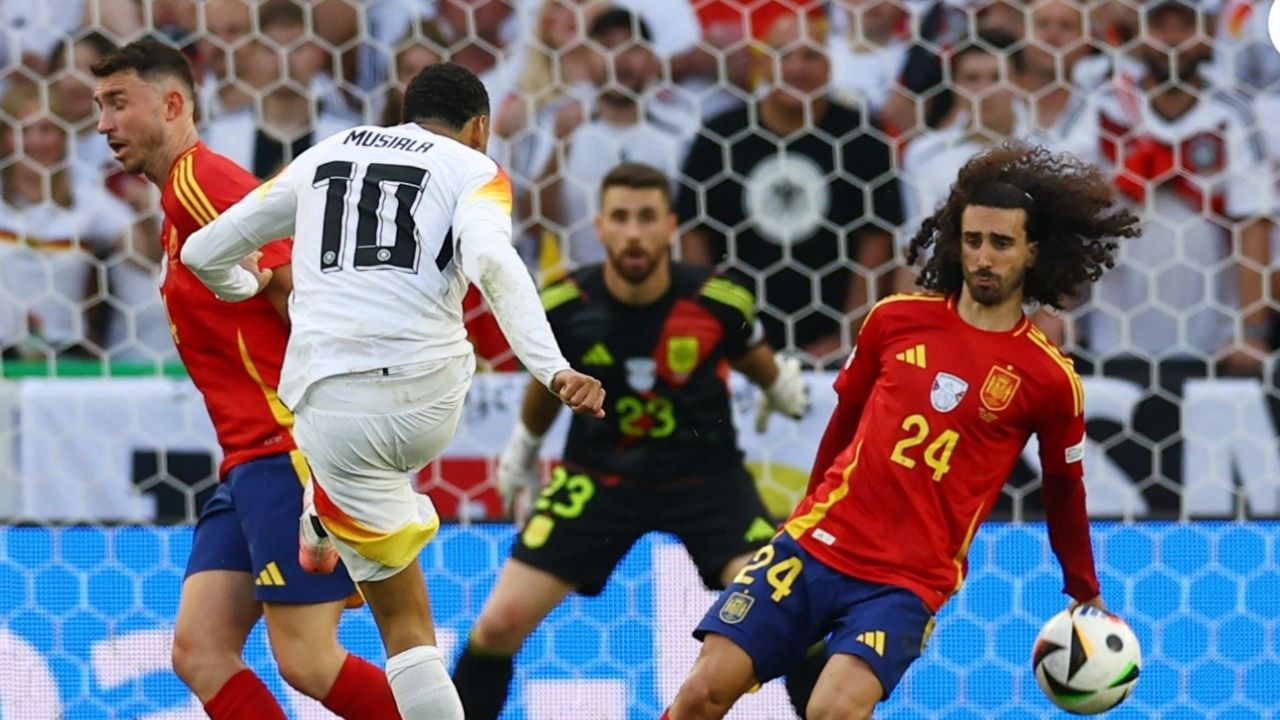 El polémico penal que no le pitaron a Alemania en el partido contra España